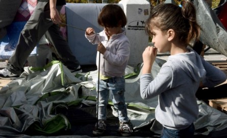 Ερχονται στην Κρήτη οι πρώτοι ασυνόδευτοι ανήλικοι πρόσφυγες