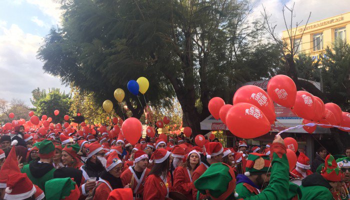 Santa Run 2018 – Κοκκίνισαν τα Χανιά από τους αγιοβασίληδες (φωτο+βιντεο)