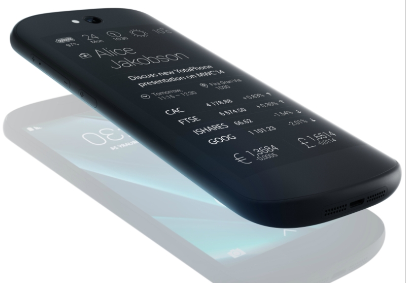 Το νέο Yotaphone 2 είναι εδώ (pics)